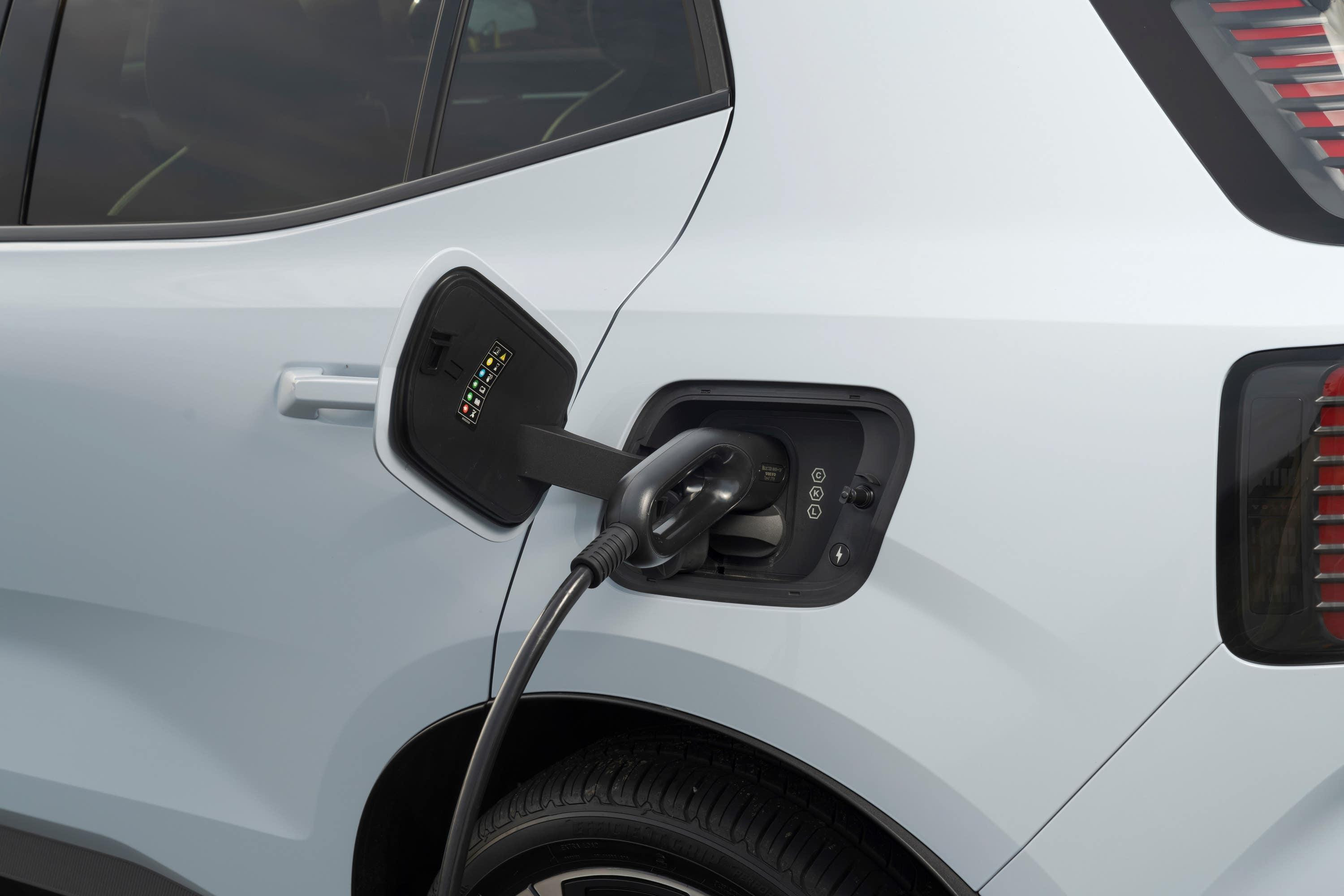 Volvo EX30 charger Volvo EX30 charger